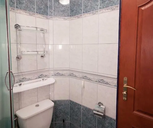 Willa Oliwia בית הארחה אוסטראון